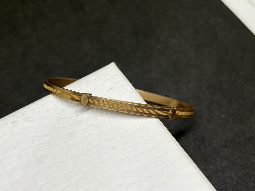 Antique Gold Filled Expandable Baby/Child Bangle Bracelet Etched Ribbed Design